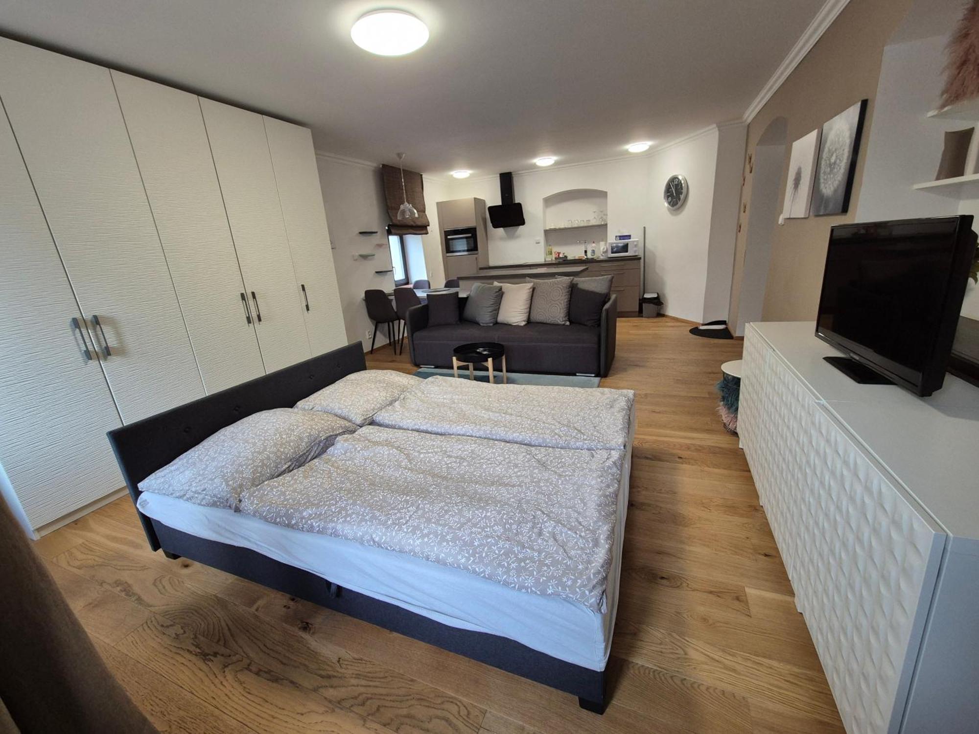 The Gusto Apartman Хомутов Экстерьер фото