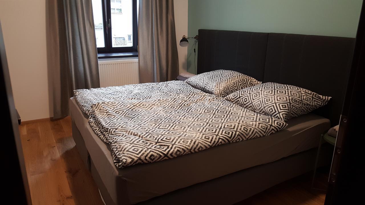 The Gusto Apartman Хомутов Экстерьер фото