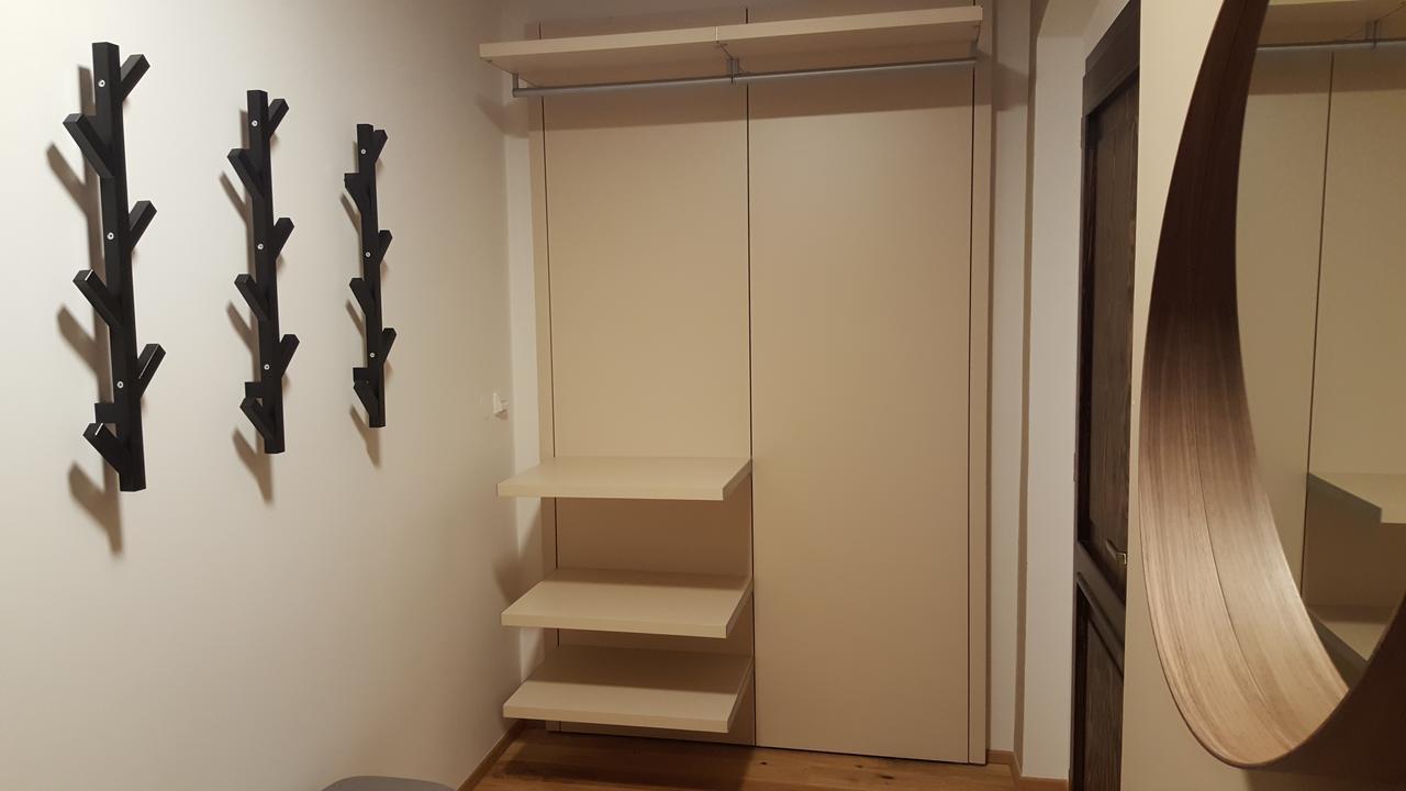 The Gusto Apartman Хомутов Экстерьер фото